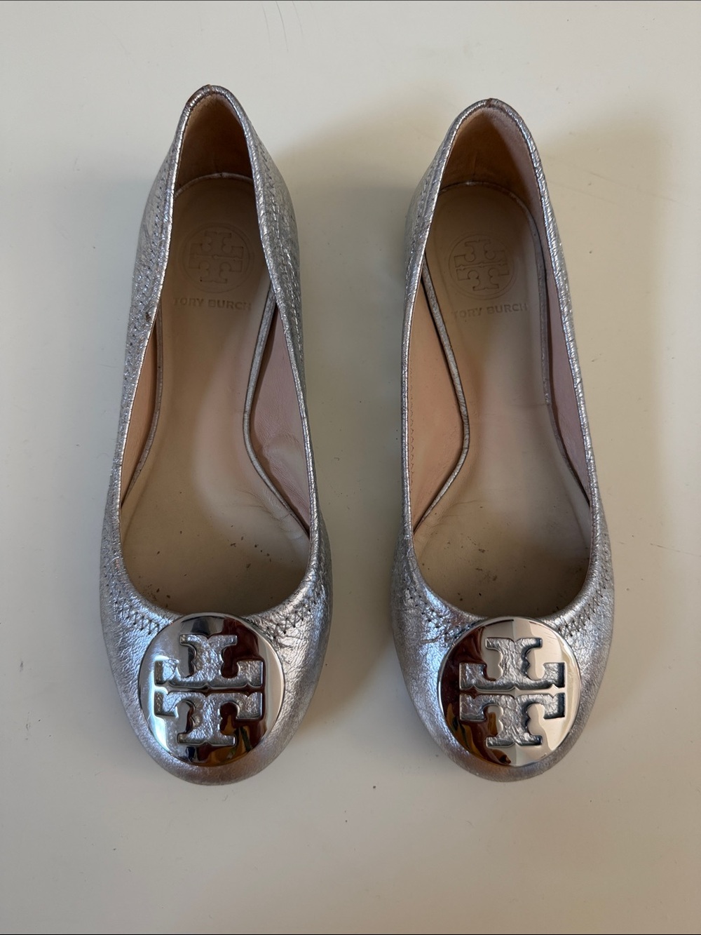 Tory Burch Metallic Silver Logo Ballet Flats size 6